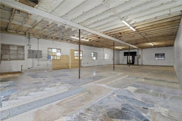 Sun Valley, CA 91352,11023 Sherman WAY