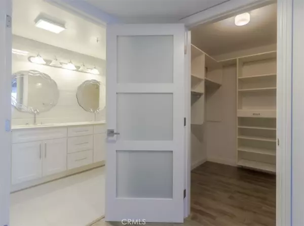 Northridge, CA 91325,17735 Kinzie ST #210