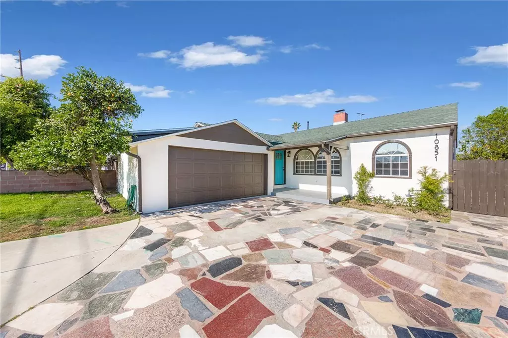 Sun Valley, CA 91352,10851 Saticoy ST