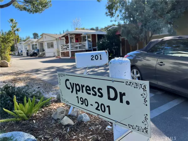 Woodland Hills, CA 91367,4201 Topanga Canyon Blvd #192