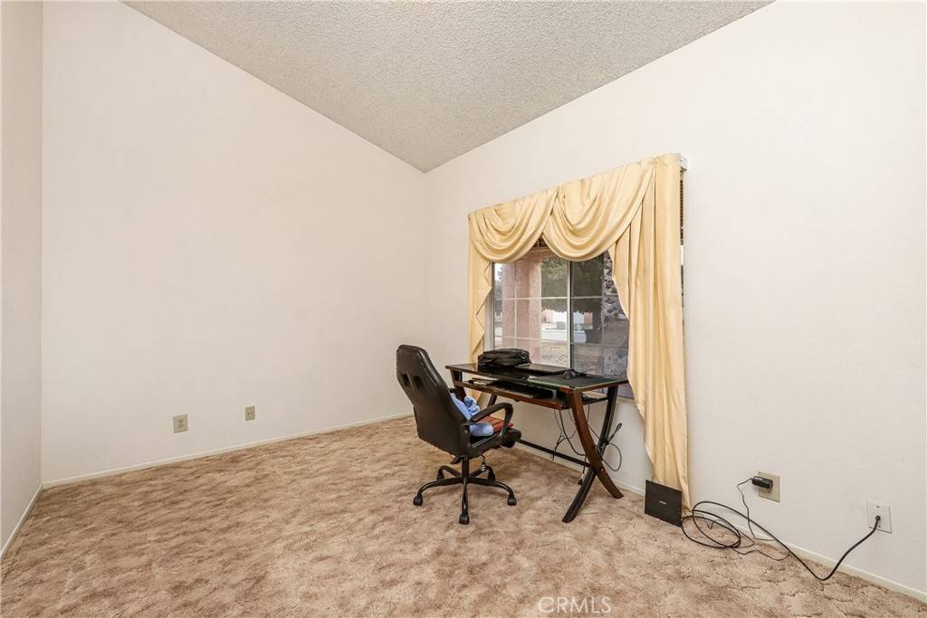 Rosamond, CA 93560,1433 Birchtree CT