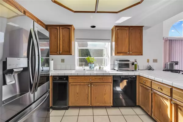 Quartz Hill, CA 93536,41537 Yancey LN