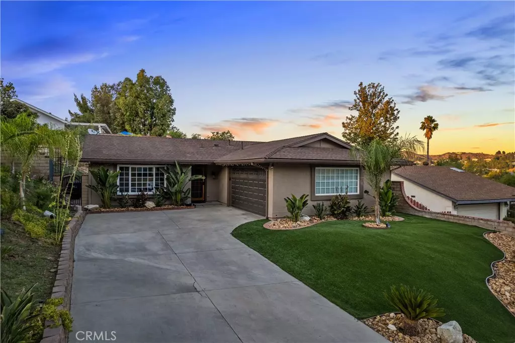 Valencia, CA 91354,23235 Redbud Ridge CIR