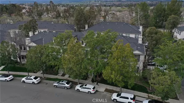 Valencia, CA 91355,24128 Victoria LN #37