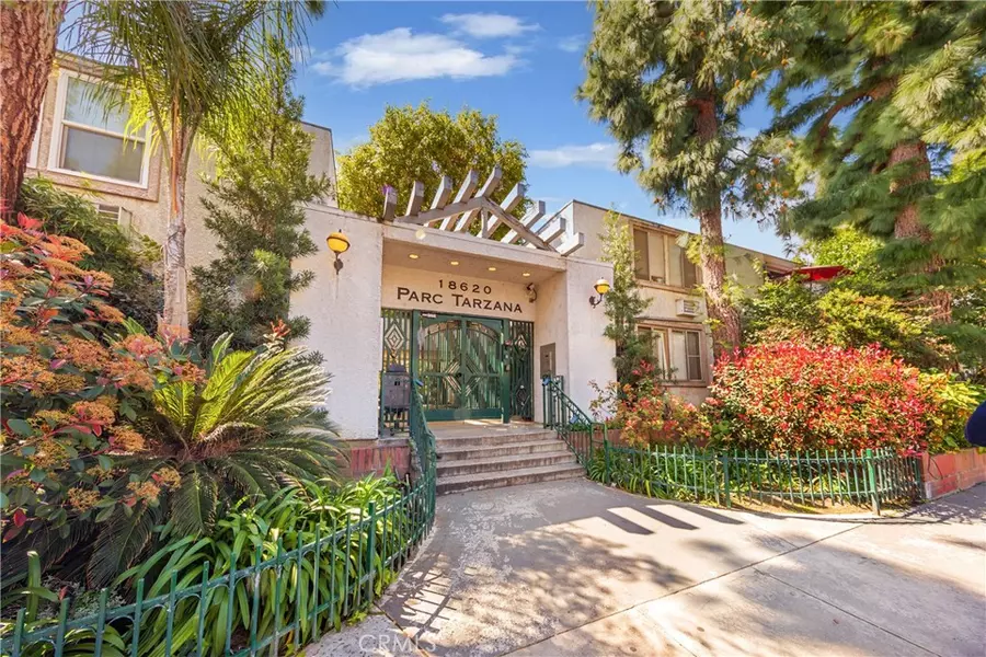 18620 Hatteras ST #260, Tarzana, CA 91356