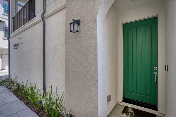 Simi Valley, CA 93065,3049 Tallahassee LN