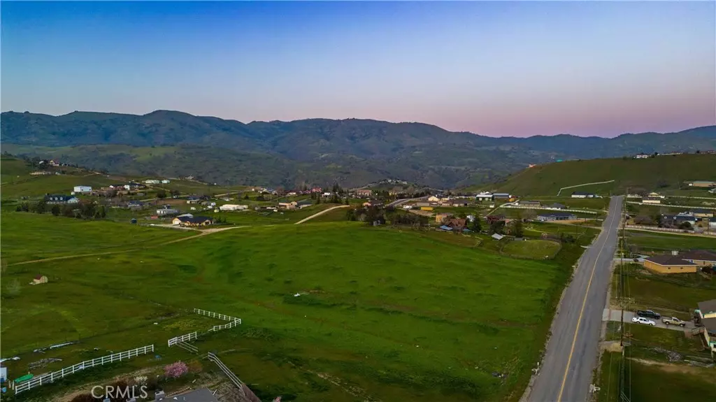 Tehachapi, CA 93561,0 Pinon Canyon Rd