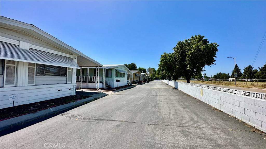 Chatsworth, CA 91311,21001 Plummer ST #115