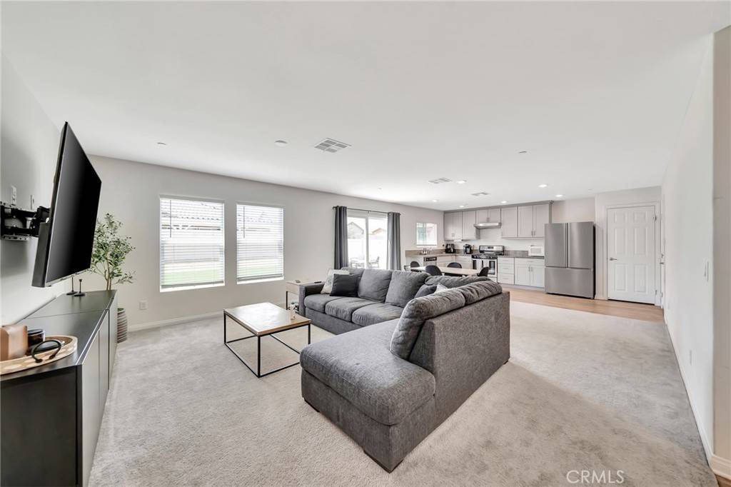 Lancaster, CA 93535,2036 E Lingard ST