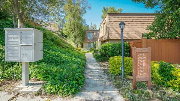 Agoura Hills, CA 91301,27469 Country Glen RD