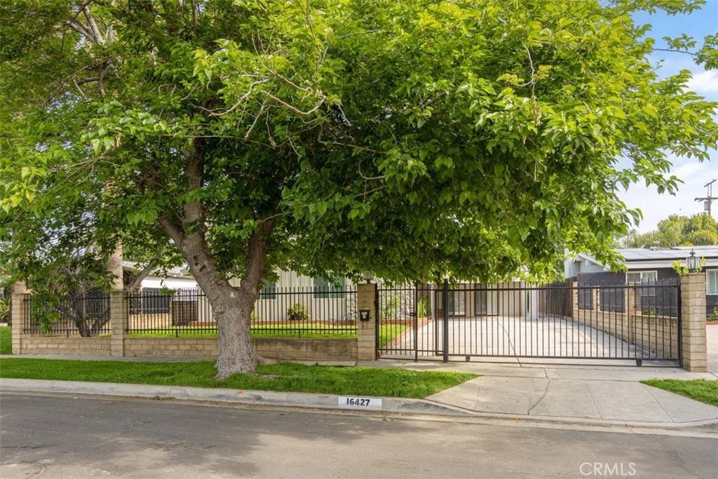Granada Hills, CA 91344,16427 Clymer ST