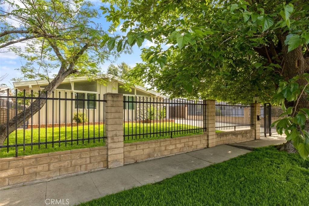 Granada Hills, CA 91344,16427 Clymer ST