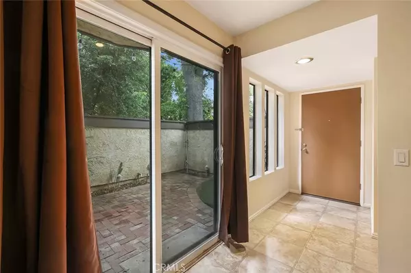 Winnetka, CA 91306,8241 Mason AVE #A