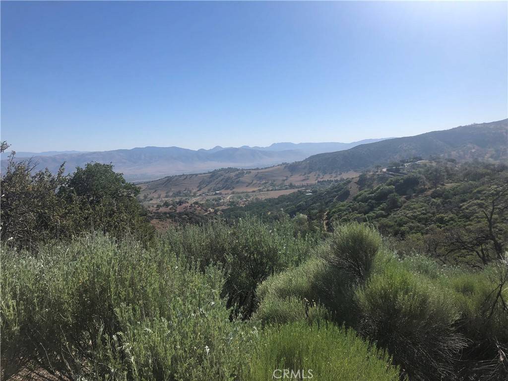 17450 Matterhorn DR, Tehachapi, CA 93561