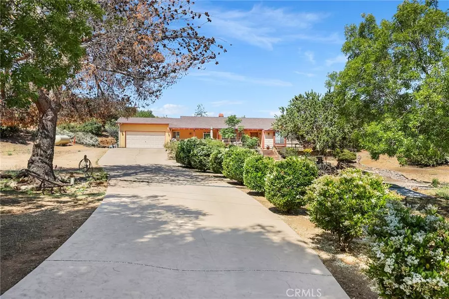 8014 Sierra, Agua Dulce, CA 91390