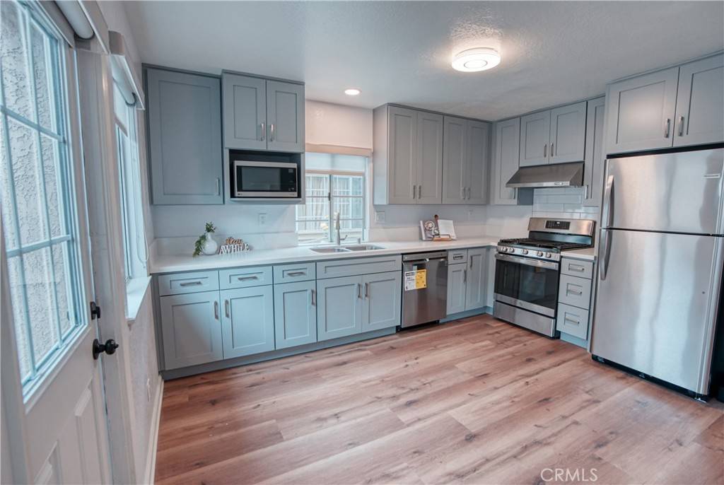 El Monte, CA 91732,12516 Pinehurst ST