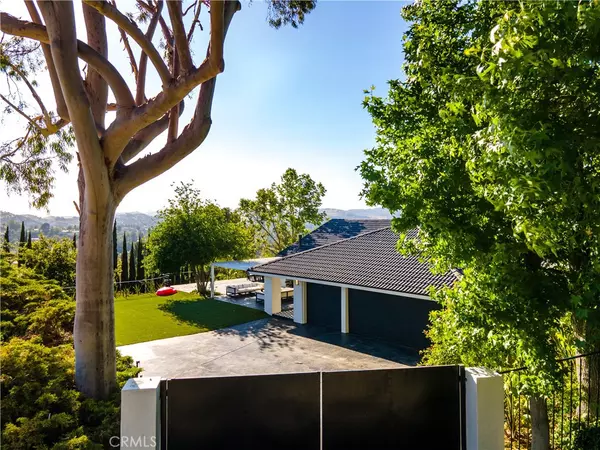 Calabasas, CA 91302,4211 Pickney DR