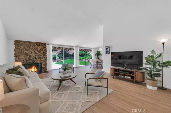 West Hills, CA 91307,6627 Julie LN