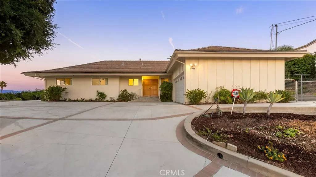 5300 Bothwell RD, Tarzana, CA 91356