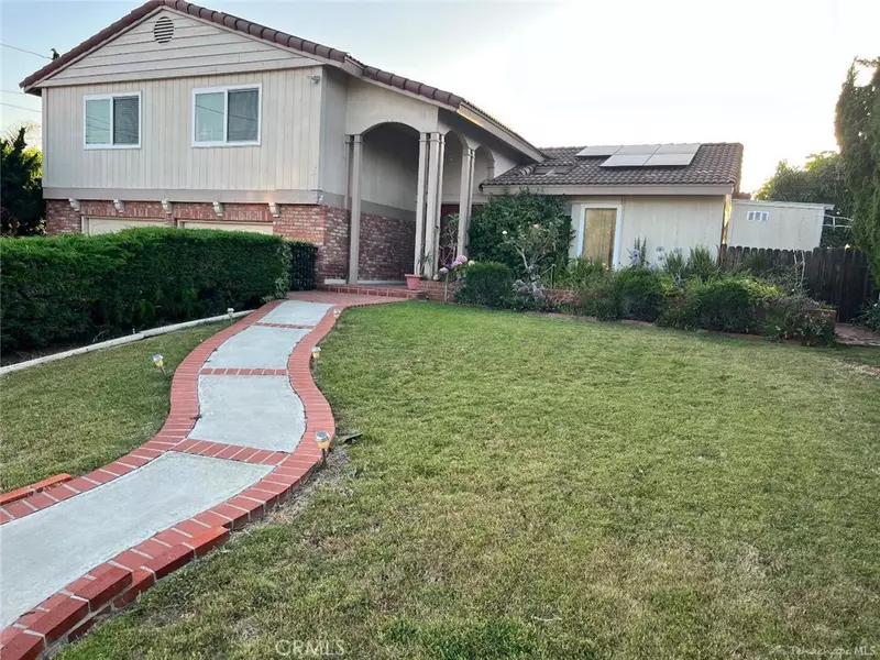 6310 Lake Lomond DR, San Diego, CA 92119