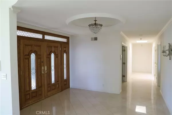 Los Angeles, CA 90049,16557 Park Lane DR