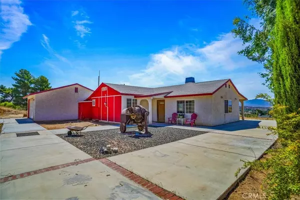 Agua Dulce, CA 91390,10517 Sierra