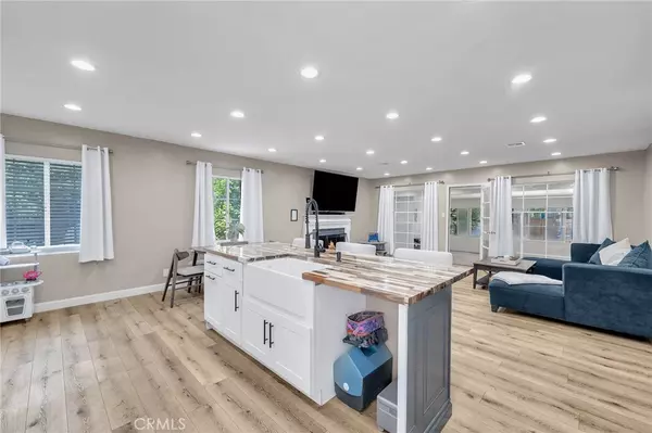 Winnetka, CA 91306,7032 Penfield AVE