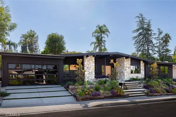 Woodland Hills, CA 91367,5741 El Canon AVE