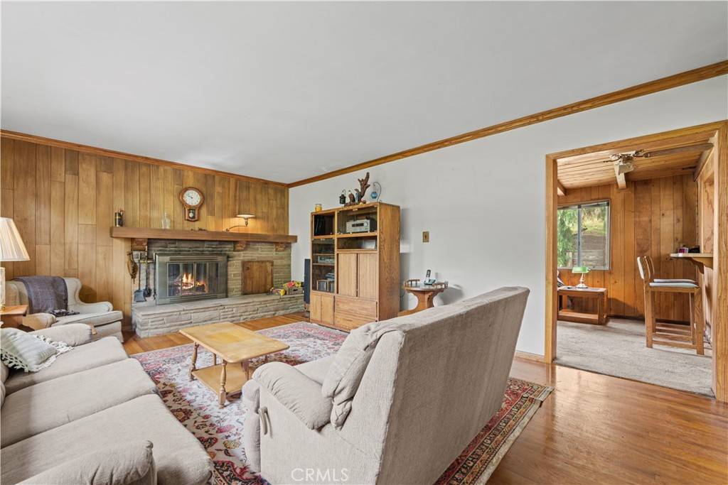 Sun Valley, CA 91352,10059 1/2 La Tuna Canyon RD