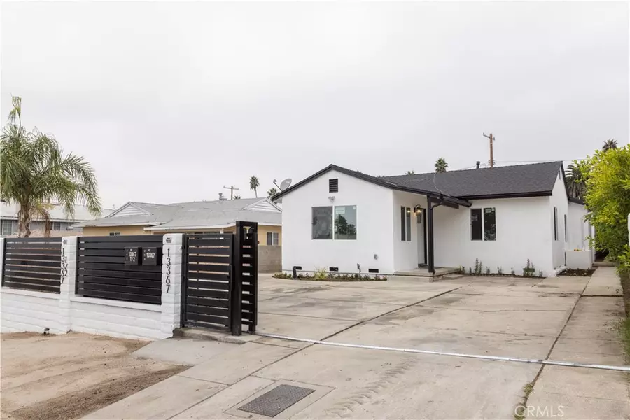 13367 13367 1/2 Berg ST, Sylmar, CA 91342