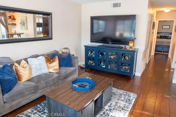 Thousand Oaks, CA 91362,1734 Tiburon CT