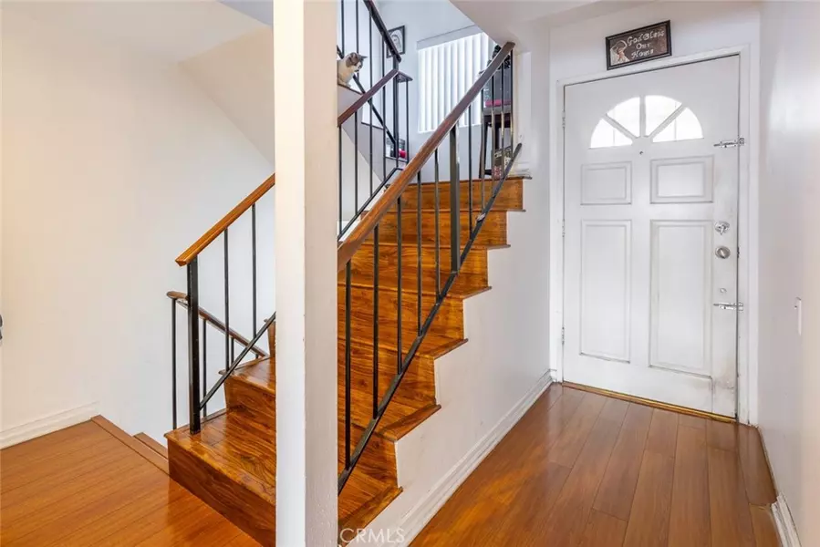 7319 Hazeltine AVE #11, Van Nuys, CA 91405