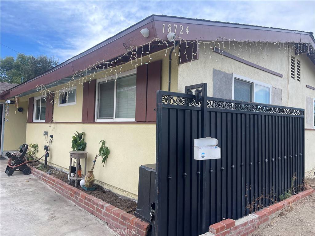 Canyon Country, CA 91351,18724 Bainbury ST