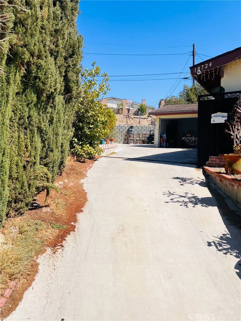 Canyon Country, CA 91351,18724 Bainbury ST