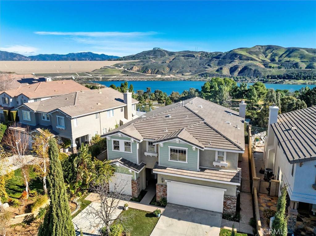 32210 Vista Pointe PL, Castaic, CA 91384