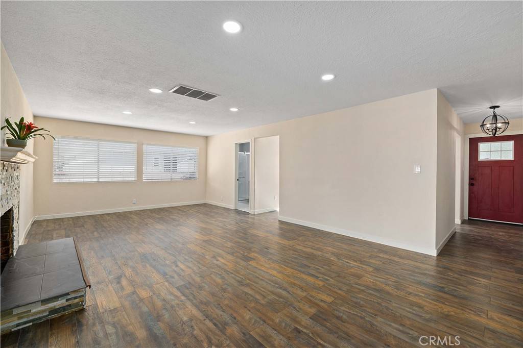 Lancaster, CA 93534,1243 W Norberry
