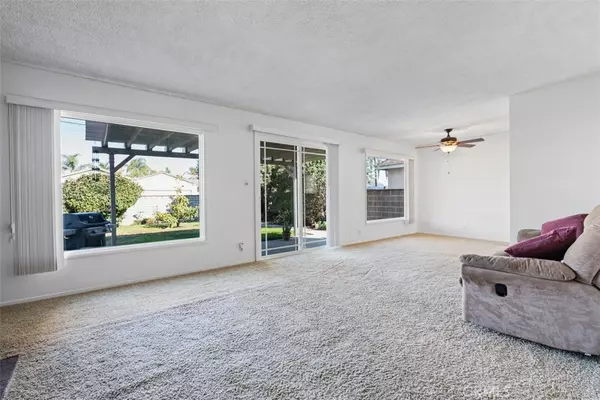 Oxnard, CA 93030,1027 Douglas AVE