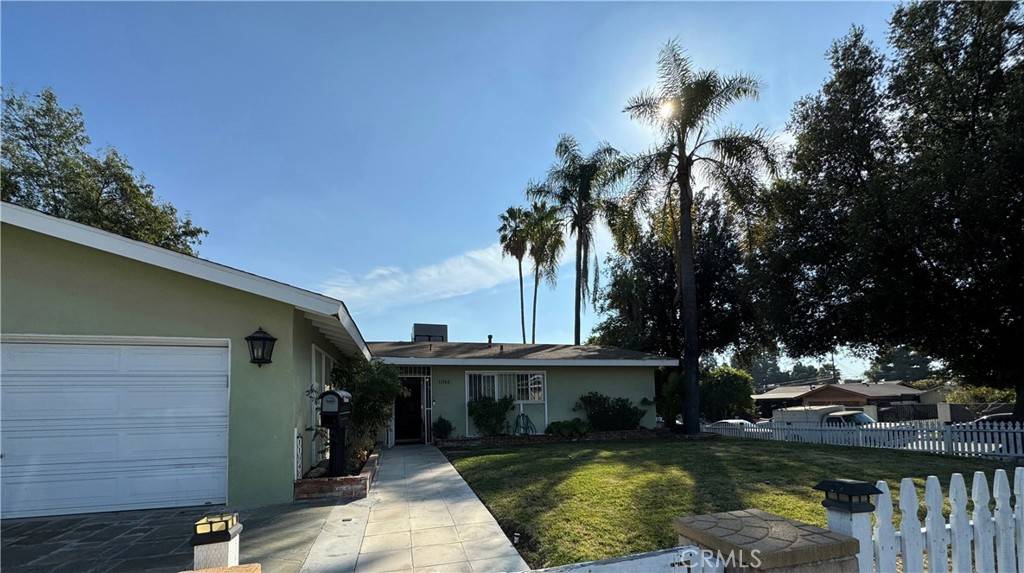 11940 Gager ST, Sylmar, CA 91342