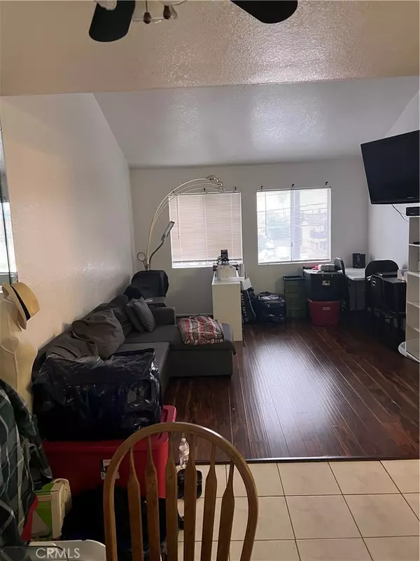 Paramount, CA 90723,15000 Downey AVE #212