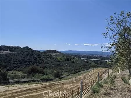 17 COYA TRL, Chatsworth, CA 91311