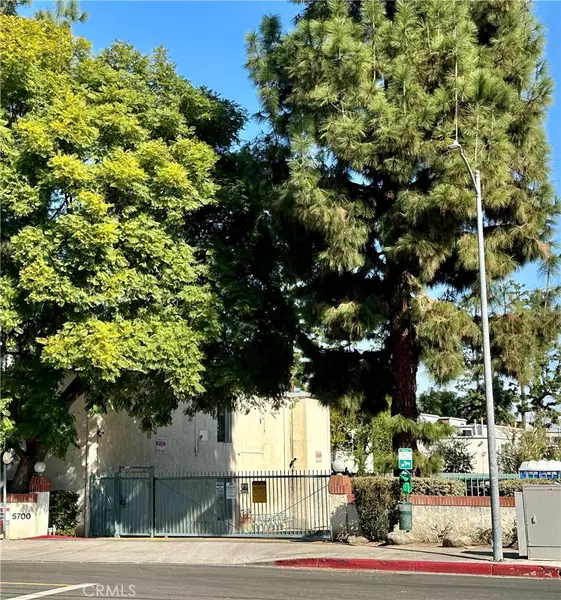 5700 Etiwanda AVE #251, Tarzana, CA 91356