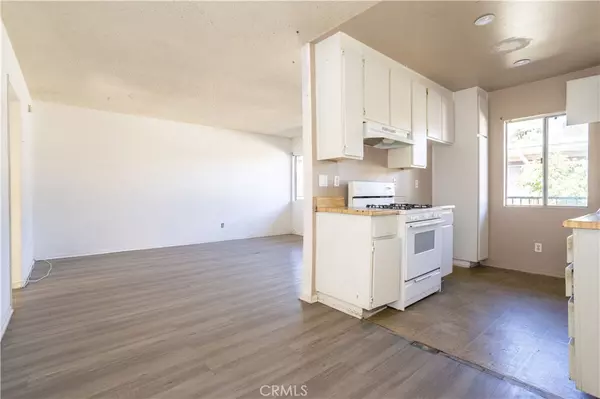 Panorama City, CA 91402,8800 Cedros Ave #217