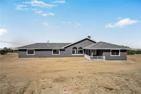 21945 Fort Tejon RD, Llano, CA 93544