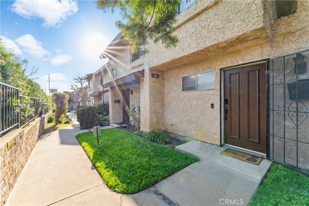 13701 Hubbard ST #12, Sylmar, CA 91342