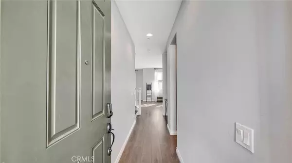 Saugus, CA 91350,22073 Windham WAY