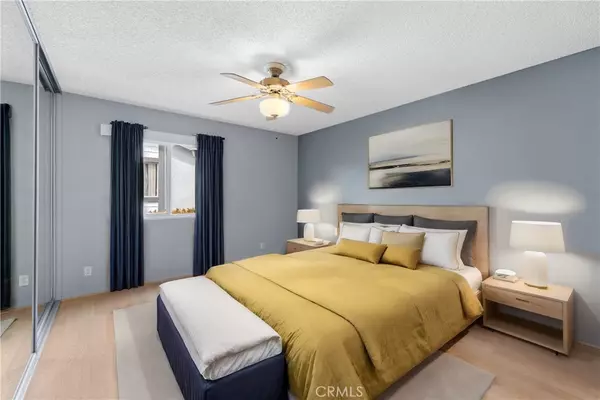 Yorba Linda, CA 92886,20282 Cottage Hill LN #29