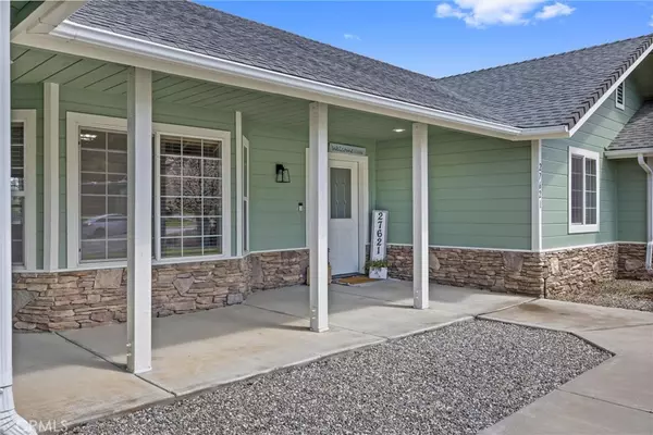 Tehachapi, CA 93561,27621 Buckpasser DR