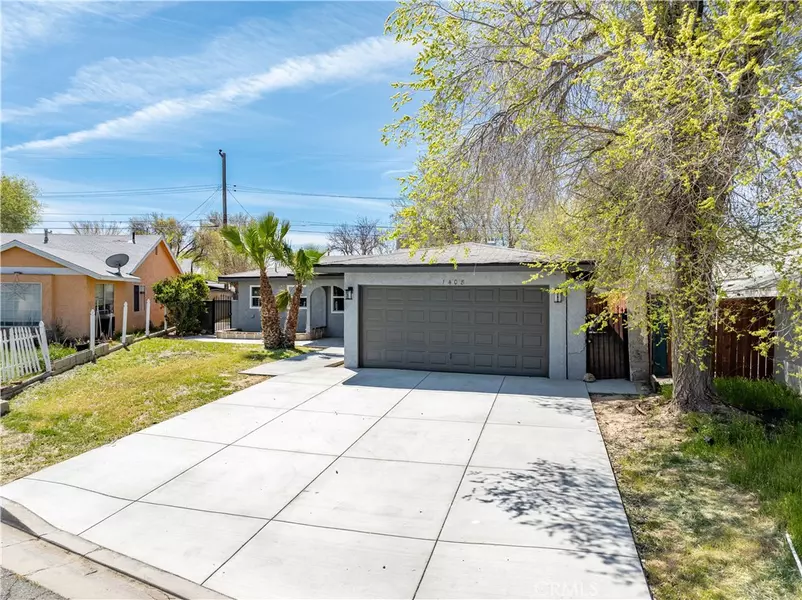 1408 W Avenue H13, Lancaster, CA 93534