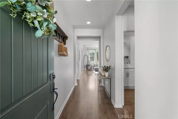 Saugus, CA 91350,27324 Tempest PL