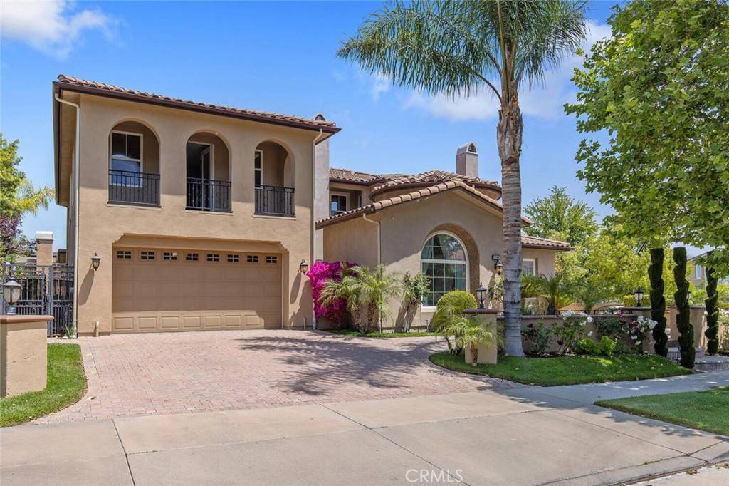 Valencia, CA 91381,26406 Valley Oak LN